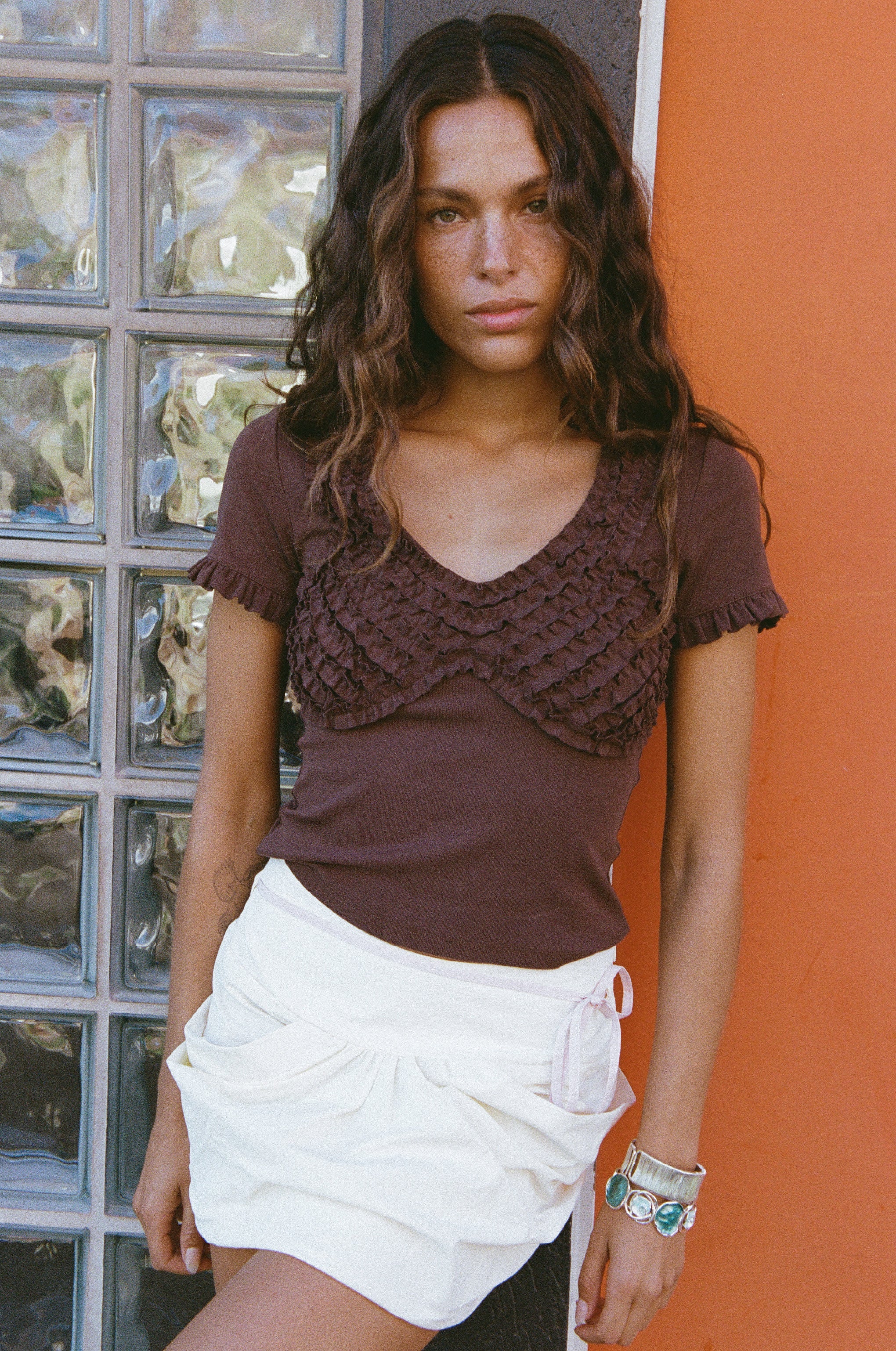 LULU RUFFLE TEE - Image 8